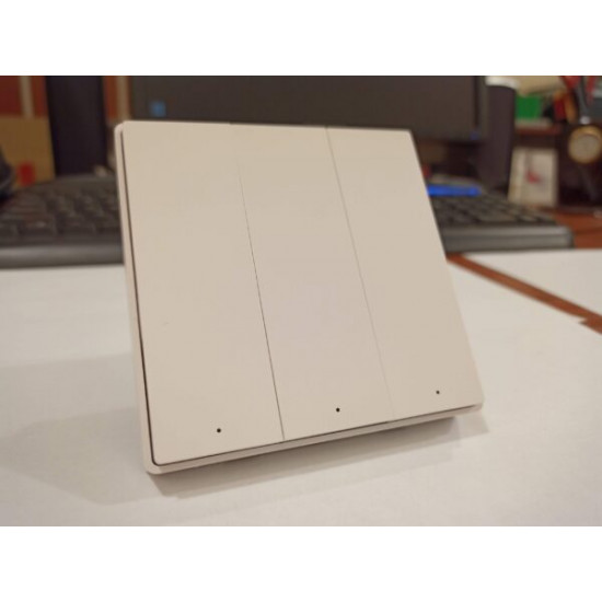 Smart switch Aqara D1 3-key White (Chinese version) (No Neutral) Smart switch Aqara D1 3-key White (Chinese version) (No Neutral)
